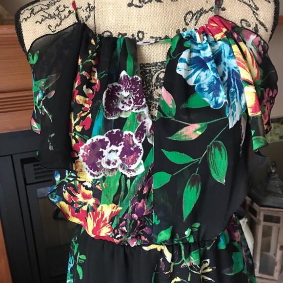 Old Navy Floral Dress - Picture 2 of 6